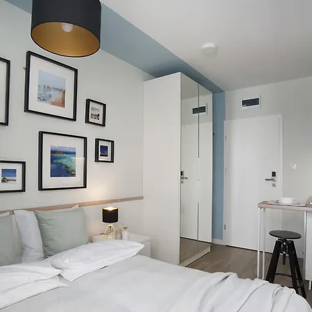 7 Continents Apartment