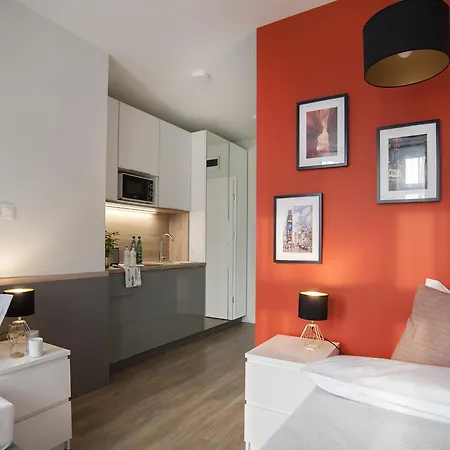 Apartment 7 Continents