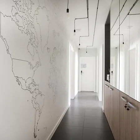 Apartment 7 Continents